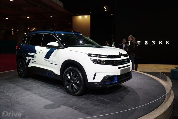 C5 Aircross Hybrid Concept
