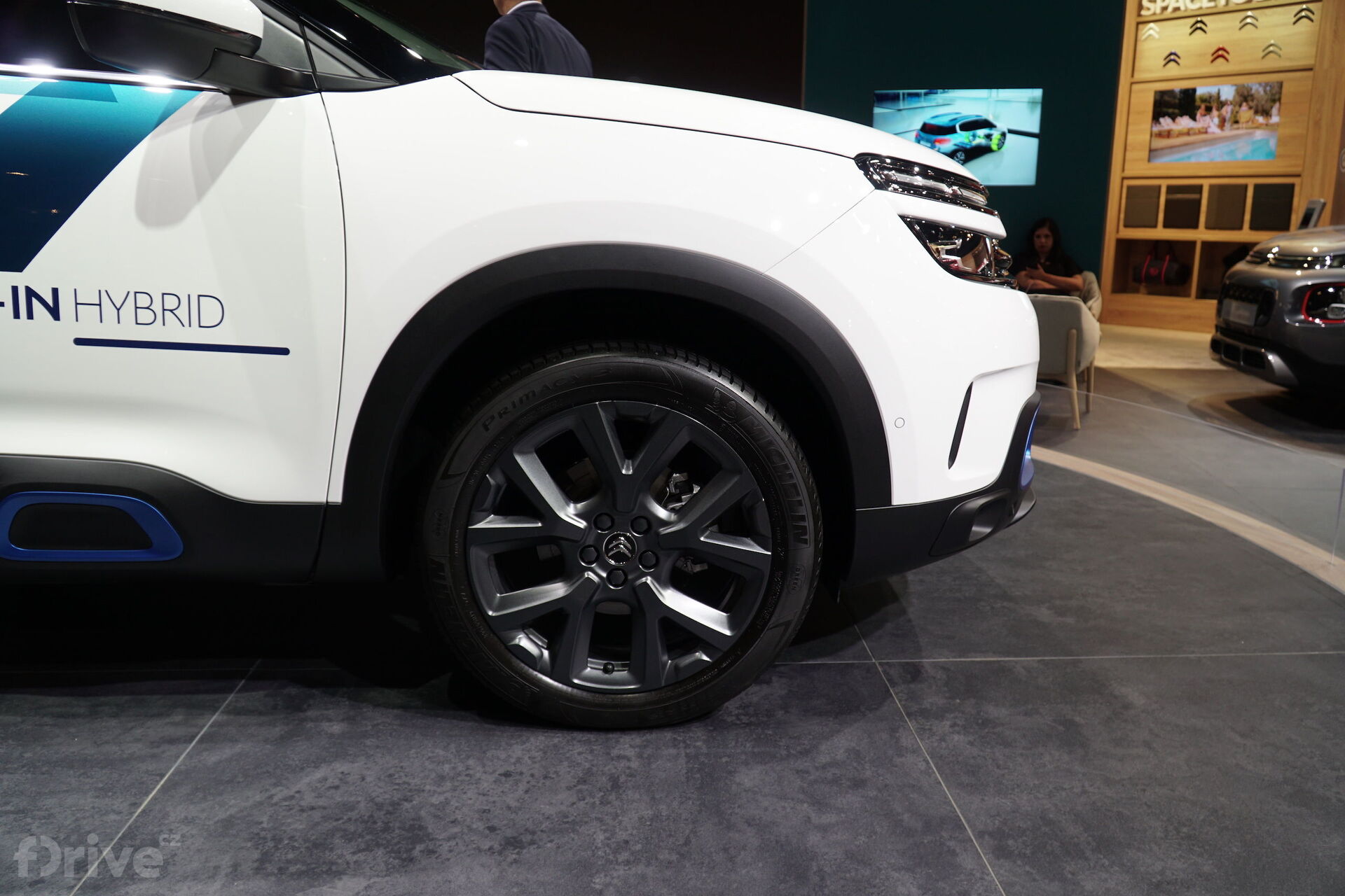 C5 Aircross Hybrid Concept