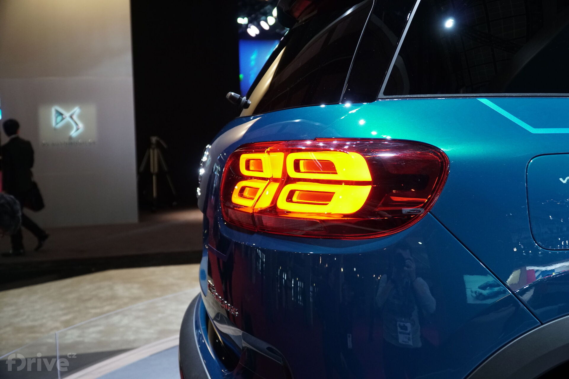 C5 Aircross Hybrid Concept