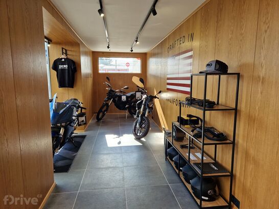 Česká premiéra modelu DSR/X