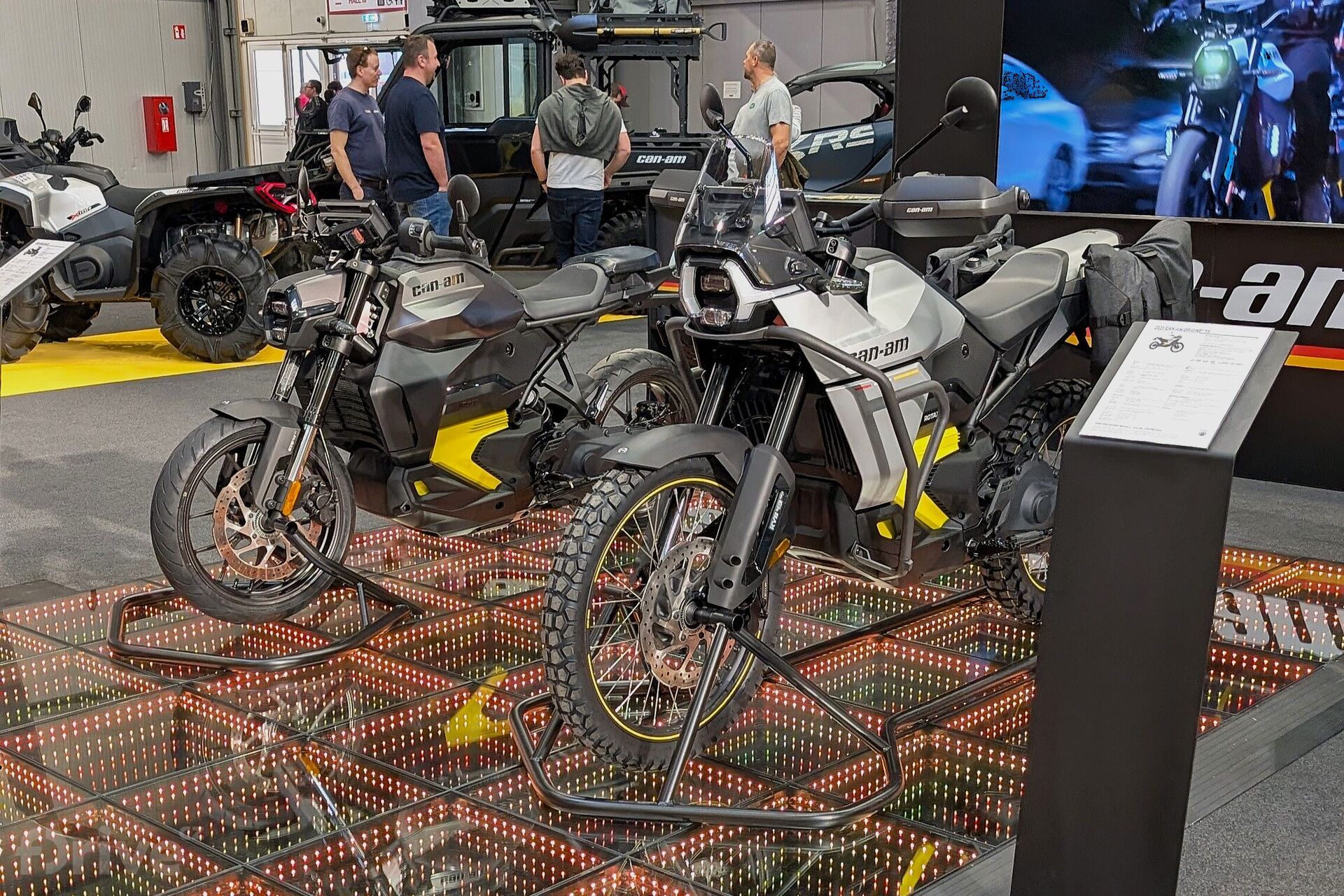 Česká premiéra modelů Pulse a Origin od Can-Am