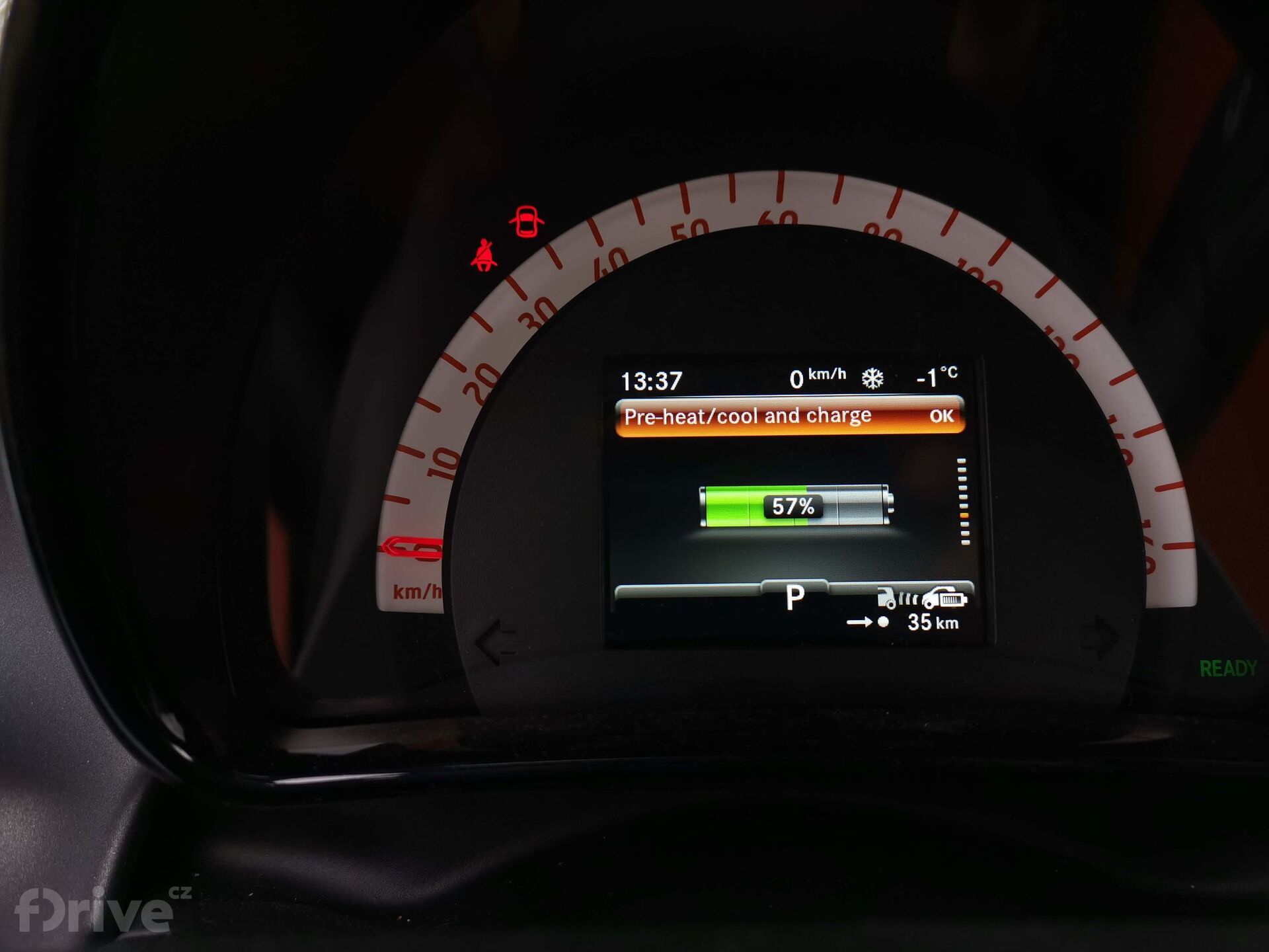 Cestujeme elektromobilem po Praze