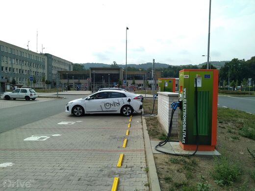 ČEZ, Beroun, ul. Na Podole, parkoviště u nádraží