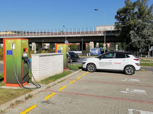 ČEZ, Beroun, ul. Na Podole, parkoviště u nádraží