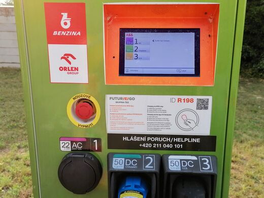 ČEZ, Břeclav, Hraniční ul., ČS Benzina