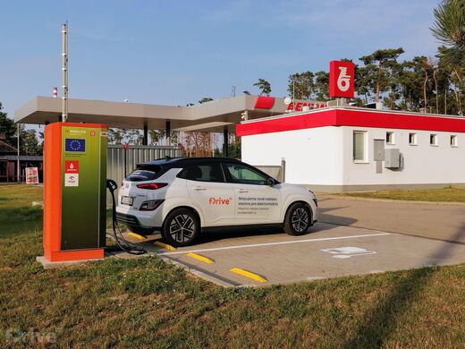 ČEZ, Břeclav, Hraniční ul., ČS Benzina