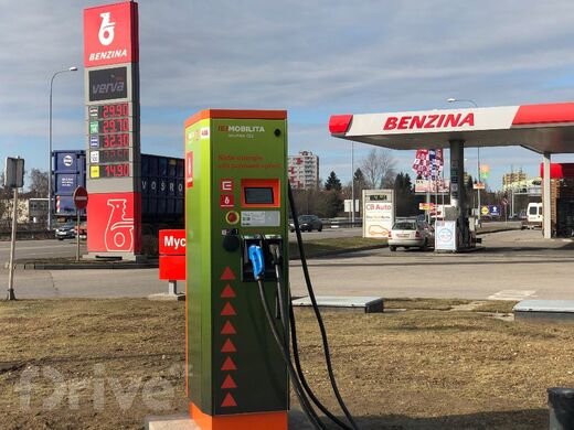 ČEZ, čerpací stanice Benzina