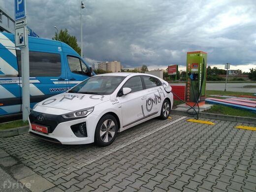 ČEZ, České Budějovice, Nádražní ul., ČS Benzina