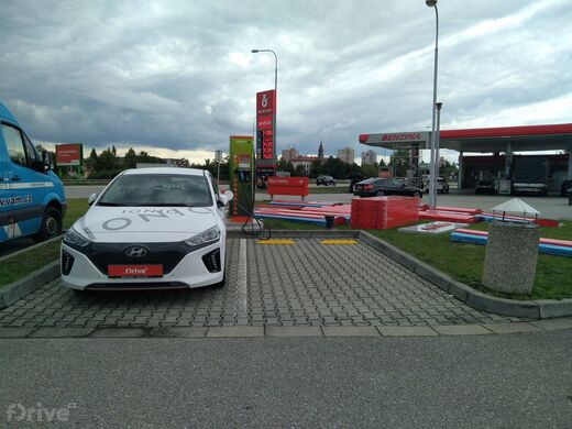 ČEZ, České Budějovice, Nádražní ul., ČS Benzina