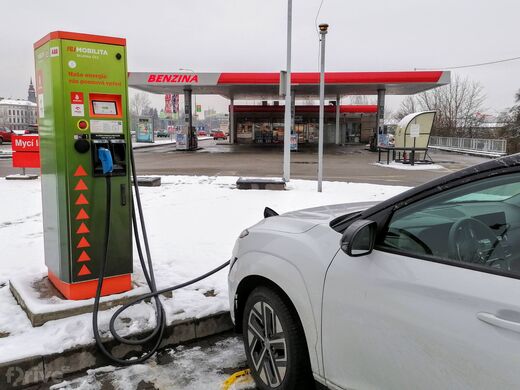 ČEZ, České Budějovice, Nádražní ul., ČS Benzina