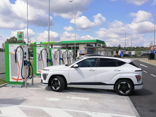 ČEZ, dálnice D1, 96. km směr Praha, odpočívka Mikulášov - Herálec, ČS MOL