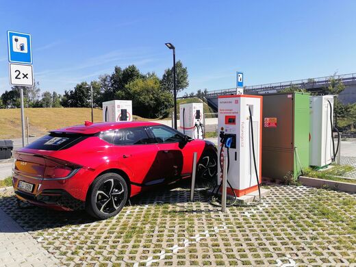 ČEZ, dálnice D1, exit 66 - Loket, Bageterie Boulevard