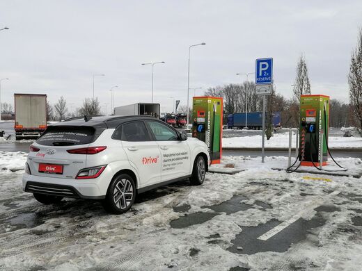 ČEZ, dálnice D11, 36.km směr Hradec Králové, odpočívka Vrbová Lhota, Mc. Donald´s
