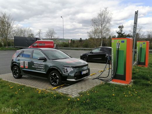 ČEZ, dálnice D5, 111. km směr Rozvadov, odpočívka Kladruby, ČS Benzina ORLEN