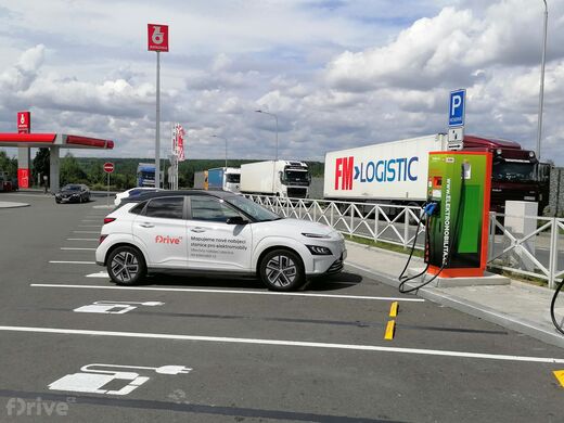 ČEZ, dálnice D5, , 85. km směr Praha, odpočívka Šlovice, čerpací stanice Benzina