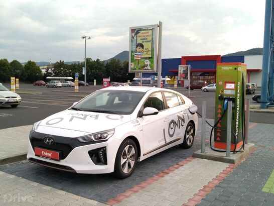 ČEZ, Děčín, restaurace KFC