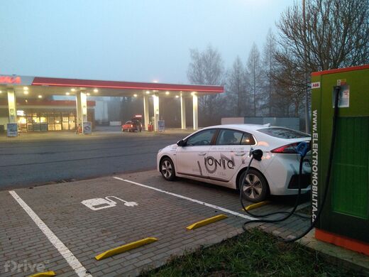ČEZ, Domažlice, Kozinova ul., ČS Benzina
