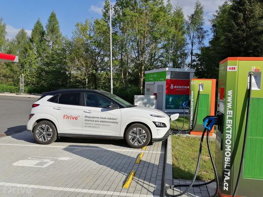 ČEZ, Domažlice, Kozinova ul., ČS Benzina