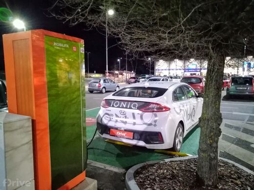 ČEZ, Hodonín, Okružní ul., supermarket Kaufland