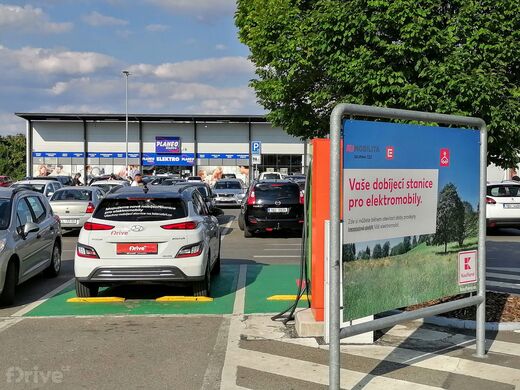 ČEZ, Hodonín, Okružní ul., supermarket Kaufland