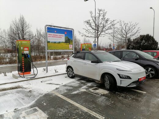 ČEZ, Hradec Králové, Pilnáčkova ul., hypermarket Kaufland