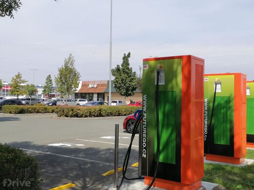 ČEZ, Hradec Králové, Rašínova tř., McDonald´s u