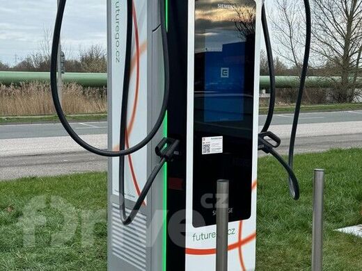 ČEZ, Hradec Králové, Rašínova tř., McDonald´s u