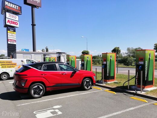 ČEZ, Hradec Králové, Rašínova tř., McDonald´s u