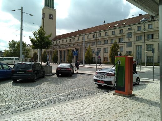 ČEZ, Hradec Králové, Zákaznické centrum u hlavního nádraží