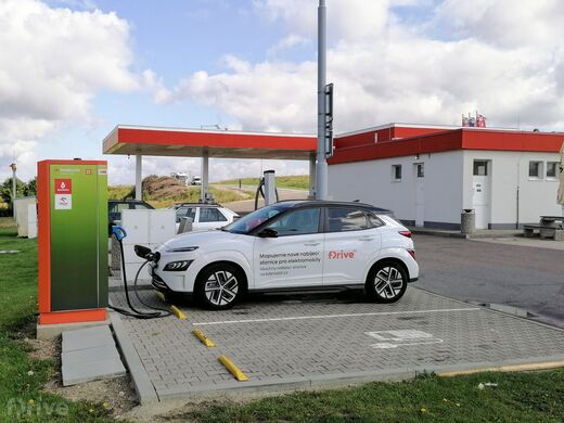 ČEZ, Hradec nad Svitavou, silnice č. 43, ČS Benzina