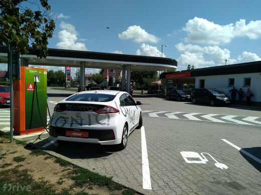 ČEZ, Jaroměř, Hradecká ul., ČS Benzina