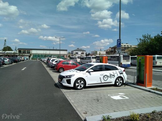 ČEZ, Kolín, ul. Dukelských hrdinů, vlakové nádraží Kolín