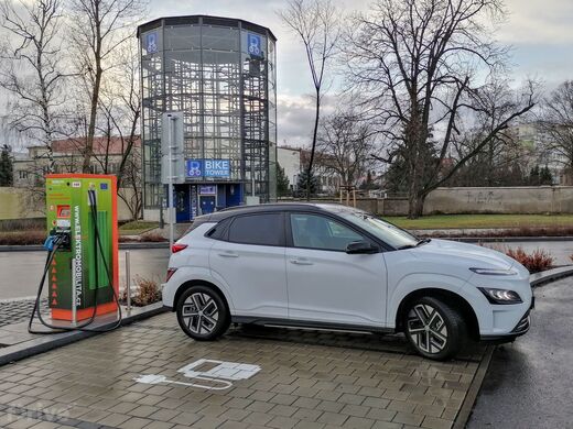 ČEZ, Kolín, ul. Dukelských hrdinů, vlakové nádraží Kolín