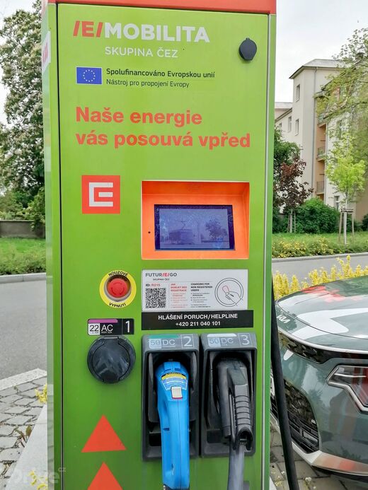 ČEZ, Kolín, ul. Dukelských hrdinů, vlakové nádraží Kolín