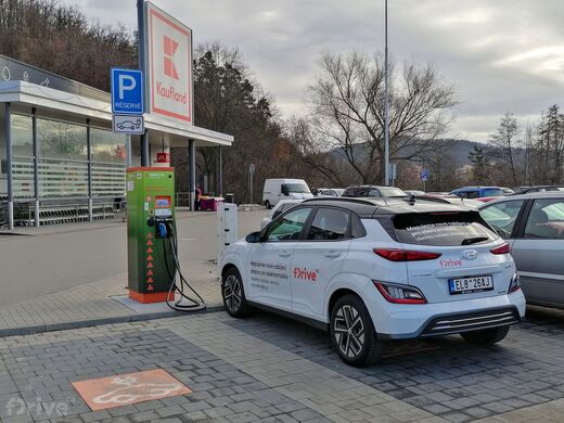 ČEZ, Kuřim, Blanenská ul., supermarket Kaufland