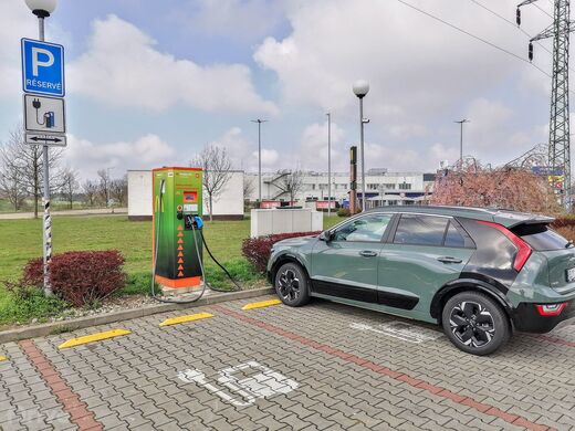ČEZ, Mladá Boleslav, Jičínská ul., McDonald´s