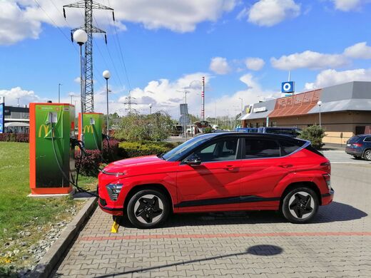 ČEZ, Mladá Boleslav, Jičínská ul., McDonald´s