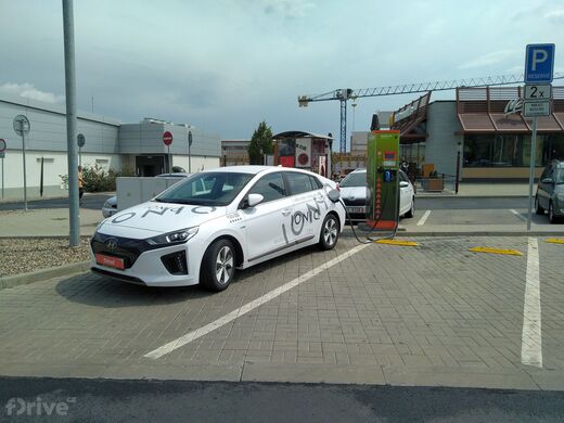 ČEZ, Most, Velebudická ul., McDonald´s