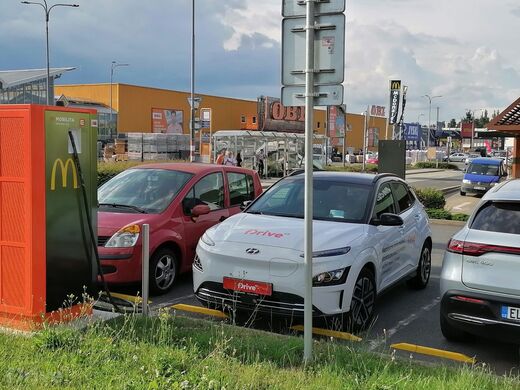 ČEZ, Opava, Hlučínská ul., McDonald´s,