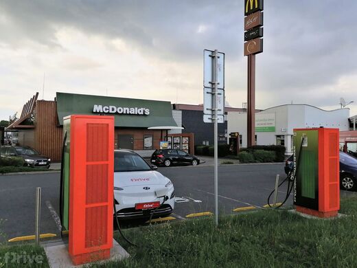 ČEZ, Opava, Hlučínská ul., McDonald´s,