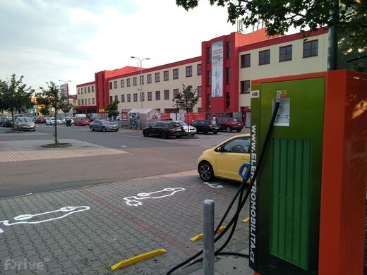 ČEZ, Ostrava - Zábřeh, Výškovická ul., supermarket Kaufland