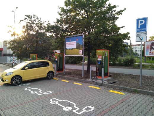 ČEZ, Ostrava - Zábřeh, Výškovická ul., supermarket Kaufland