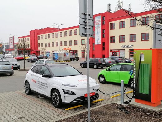 ČEZ, Ostrava - Zábřeh, Výškovická ul., supermarket Kaufland