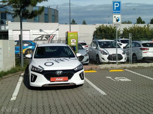 ČEZ, Ostrava-Hrabová, autosalon Hyundai Autolaros