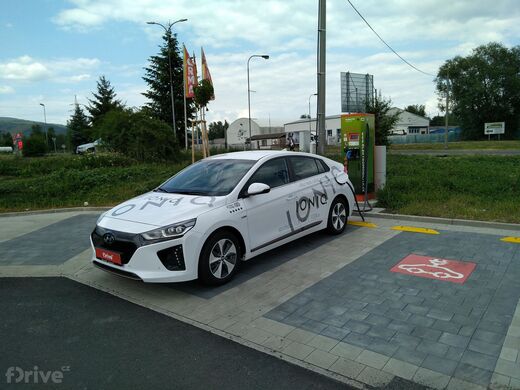 ČEZ, Ostrov nad Ohří, Kaufland