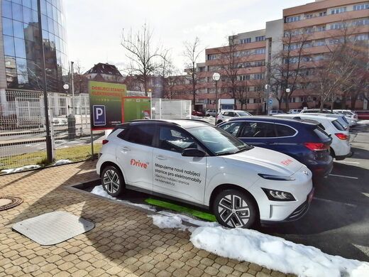 ČEZ, Plzeň 2 - Slovany, Guldenerova ul., Zákaznické centrum ČEZ