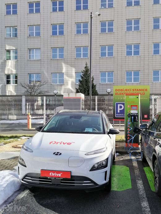 ČEZ, Plzeň 2 - Slovany, Guldenerova ul., Zákaznické centrum ČEZ