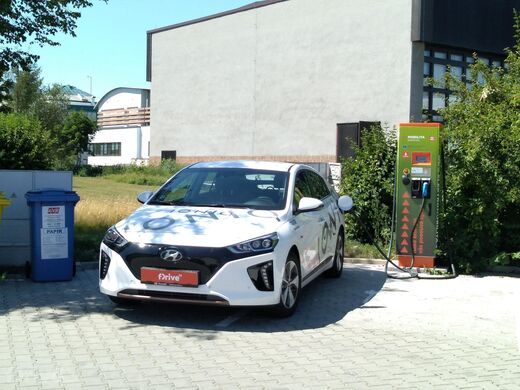 ČEZ, Plzeň, Univerzitní ul., ČS Benzina