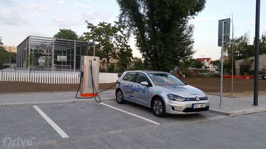 ČEZ, Praha - Holešovice, autobazar Global PD