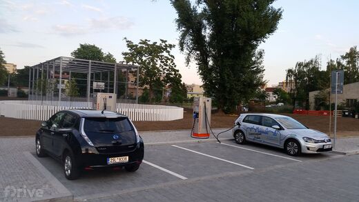 ČEZ, Praha - Holešovice, autobazar Global PD